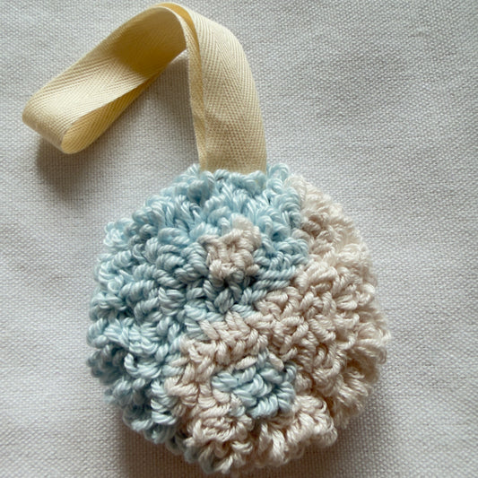 Ying Yang Speenhanger Sample